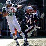 The Jets' Dustin Keller catches a pass from Mark Sanchez for the Jets' only touchdown